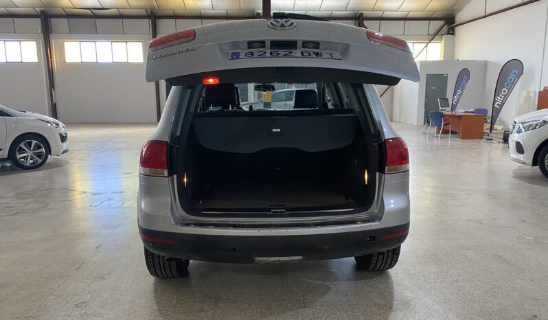VOLKSWAGEN – TOUAREG 3.2 V6 GASOLINA AUTO  – 220 CV completo