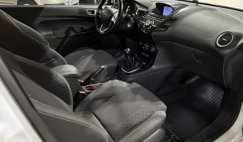 !! VENDIDO !! – Ford Fiesta  ST-LINE – 1.0 Ecoobost 125 cv Sport 3p completo